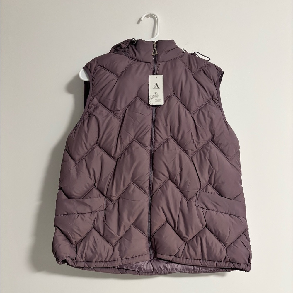 New Puffer Vest for Women Sleeveless Zip Up Jackets Warm Puffer Multiple Sizes